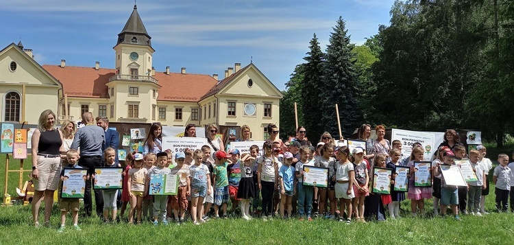 Konkurs "Drużyna Zdrowej Piątki"