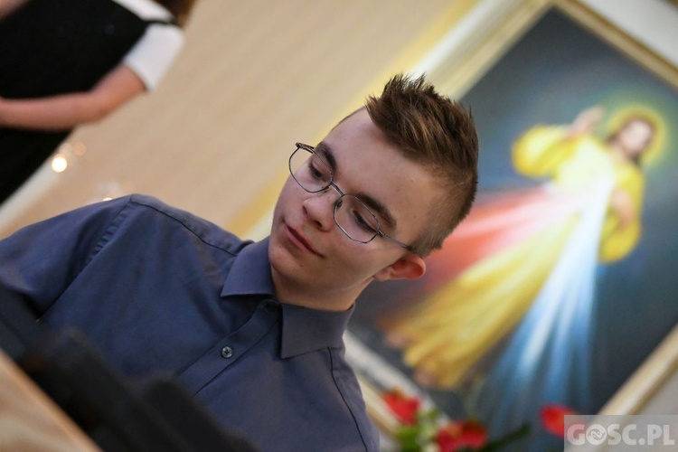 Msza i festyn na urodziny Katolickiej Szkoły Podstawowej w Zielonej Górze
