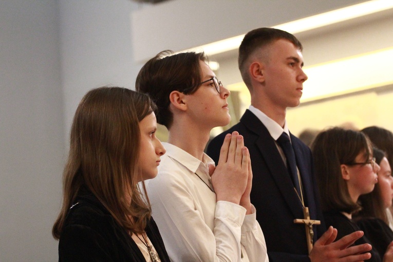 Bierzmowanie w Moszczenicy