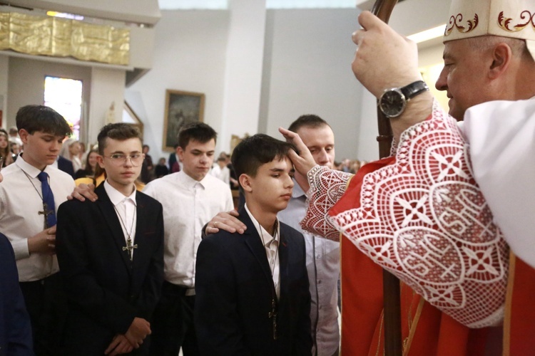 Bierzmowanie w Moszczenicy