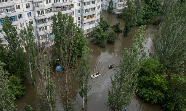 Szefowa administracji w Hołej Prystani na okupowanym brzegu Dniepru: wołamy o pilną pomoc organizacji międzynarodowych w ewakuacji ludzi z zalanych terenów