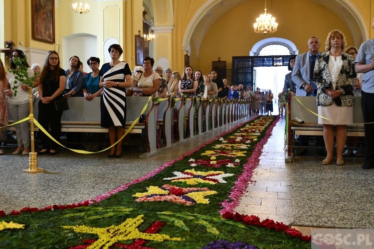 Procesja eucharystyczna na ulicach Głogowa