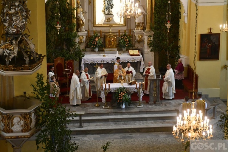Procesja eucharystyczna na ulicach Głogowa