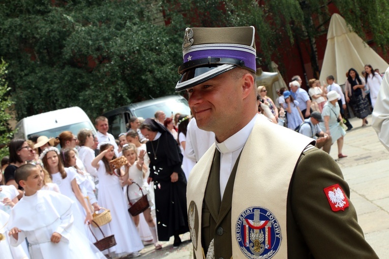 Centralna procesja Bożego Ciała we Wrocławiu 2023