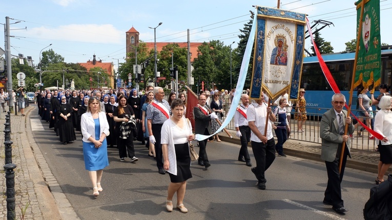 Centralna procesja Bożego Ciała we Wrocławiu 2023