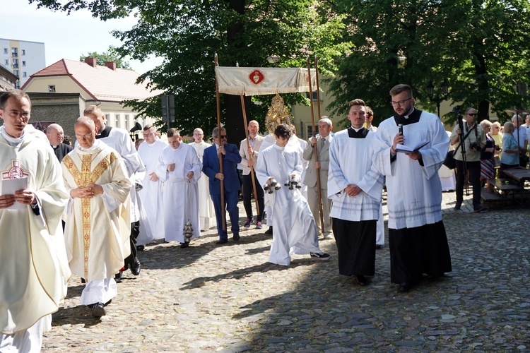 Procesja Bożego Ciała na gliwickiej starówce