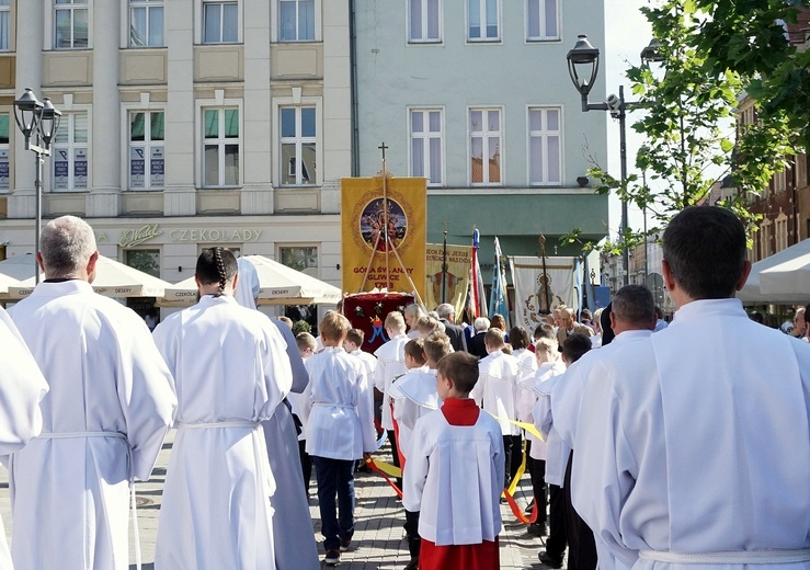 Procesja Bożego Ciała na gliwickiej starówce