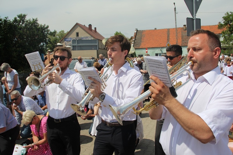 Procesja Bożego Ciała w Kiełczowie