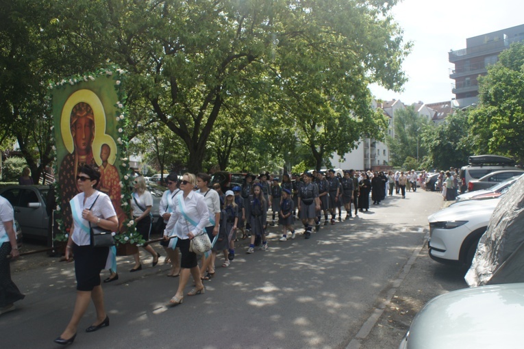 Procesja Bożego Ciała z Polanki na Karłowice we Wrocławiu