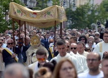 Procesja Bożego Ciała z radomskiej katedry