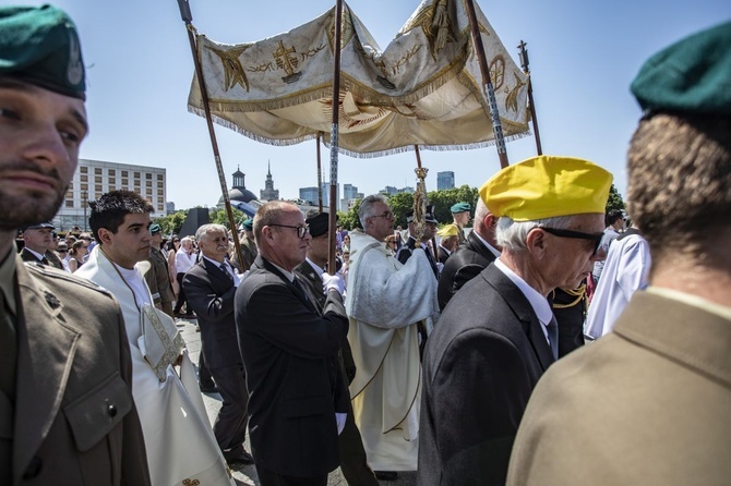 Boże Ciało. Wierzę w Kościół