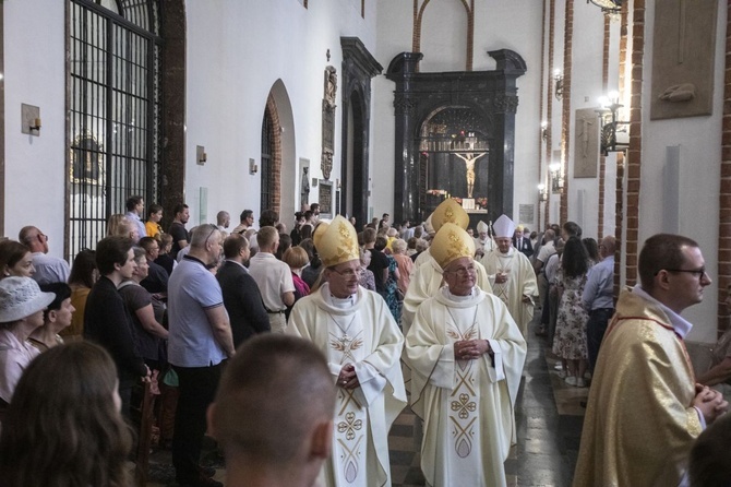 Boże Ciało. Wierzę w Kościół