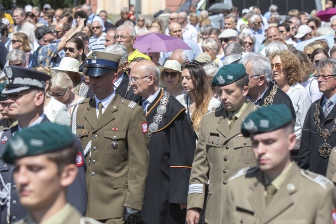 Boże Ciało. Wierzę w Kościół