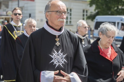 Boże Ciało. Wierzę w Kościół