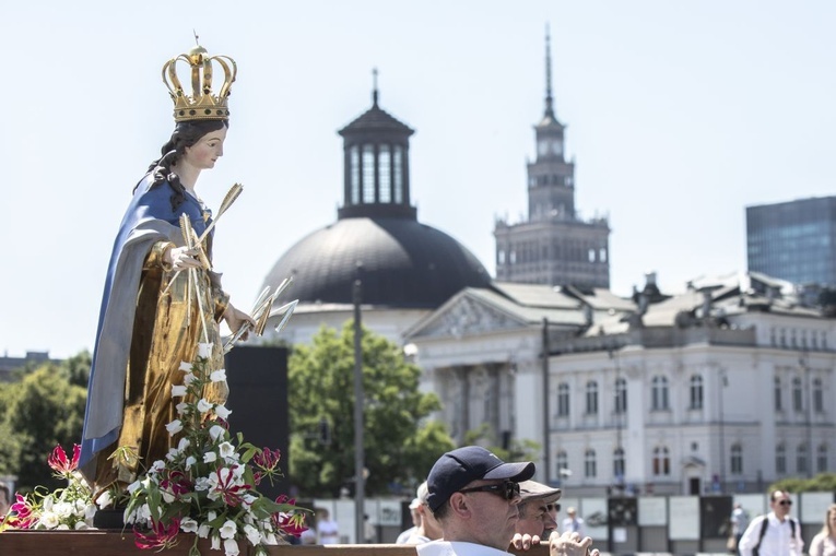 Boże Ciało. Wierzę w Kościół