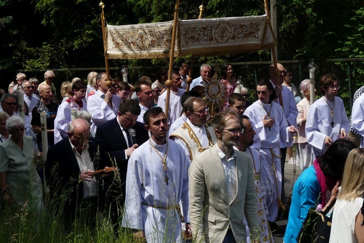 Procesja Bożego Ciała na Złotych Łanach w Bielsku-Białej - 2023