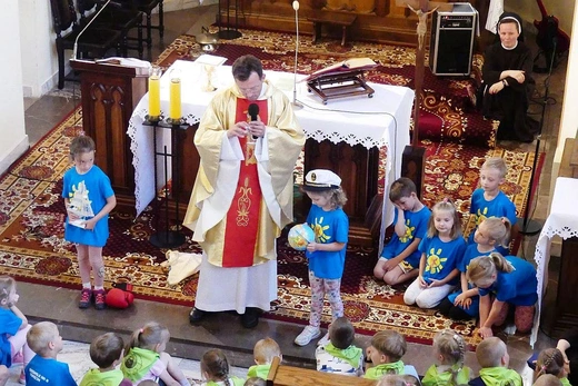Pielgrzymka przedszkolaków do bł. Matki Małgorzaty Łucji Szewczyk w Oświęcimiu