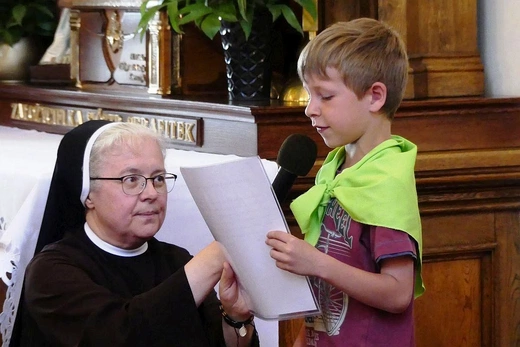 Pielgrzymka przedszkolaków do bł. Matki Małgorzaty Łucji Szewczyk w Oświęcimiu