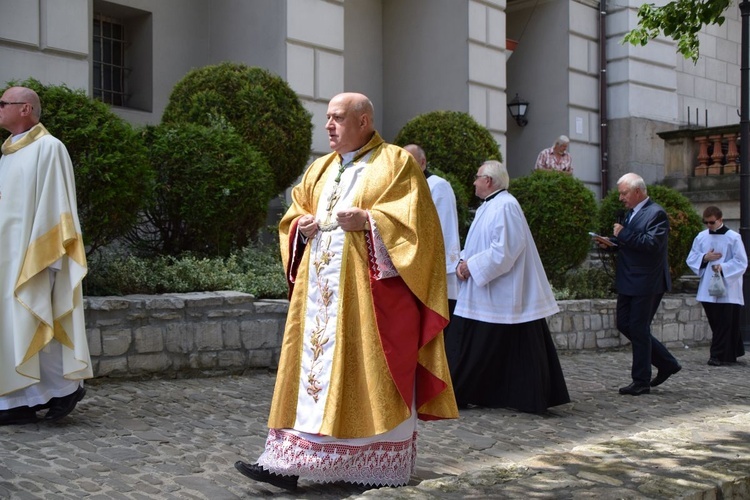 Procesja Bożego Ciała z bp. Piotrem Gregerem w Bielsku-Bialej - 2023