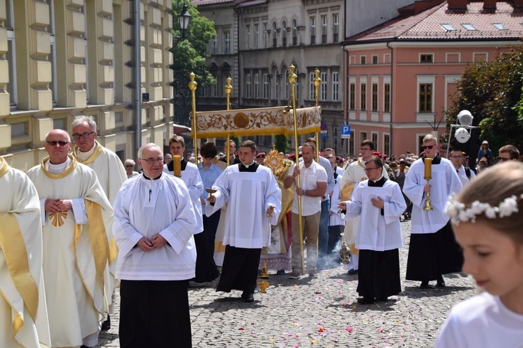 Procesja Bożego Ciała z bp. Piotrem Gregerem w Bielsku-Bialej - 2023