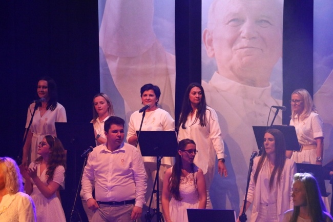 Koncert uwielbienia w Drzewicy