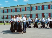 100 lat "nocy i dni" czernickiej szkoły