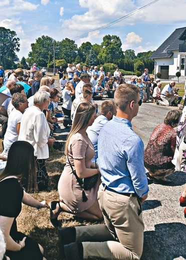 Boże Ciało w Strzelcach k. Namysłowa