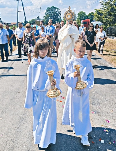 Boże Ciało w Strzelcach k. Namysłowa