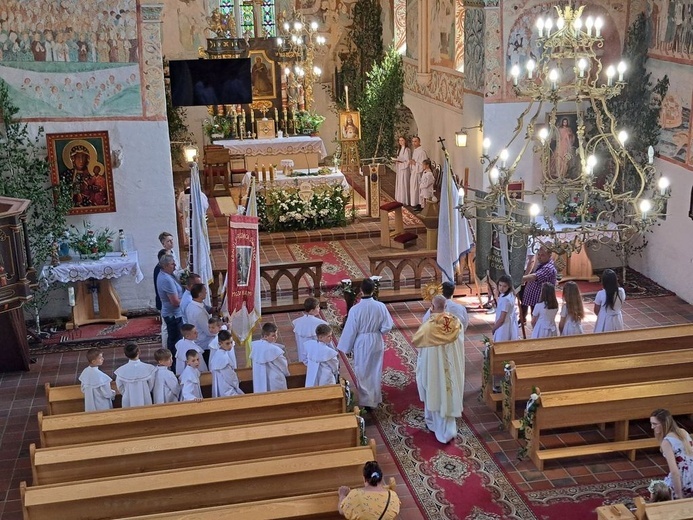 Boże Ciało w Małujowicach