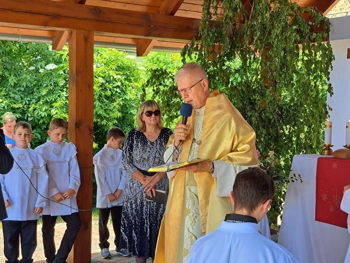 Boże Ciało w Małujowicach