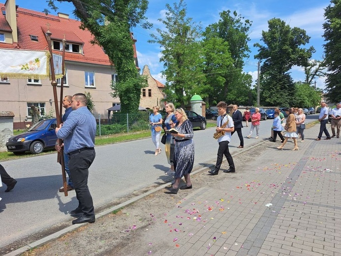 Boże Ciało w Małujowicach