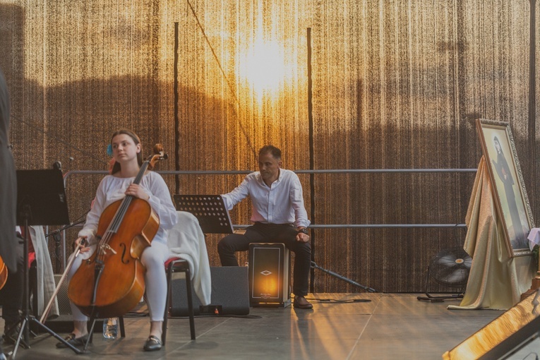 Sygnał Miłosierdzia ze św. Faustyną