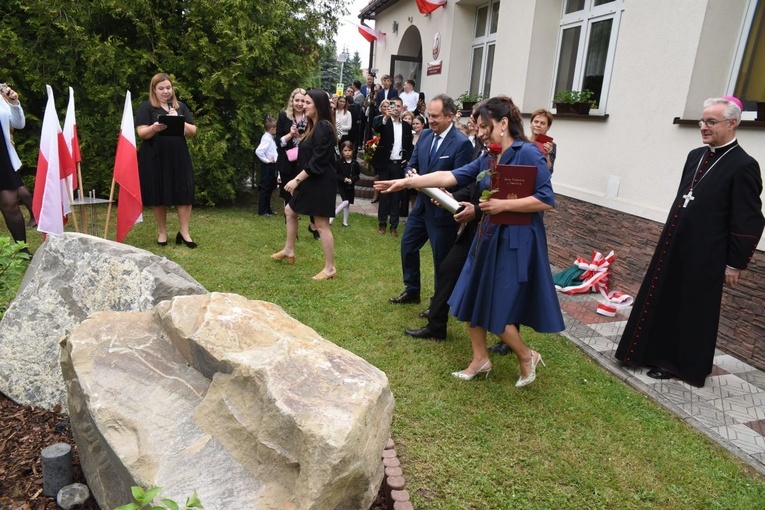 100 lat szkoły w Rdziostowie