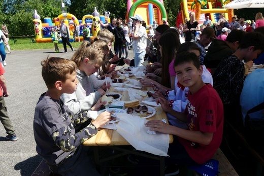 Janowice: Dzień Dziecka z Caritas dla najmłodszych z niepełnosprawnościami - 2023