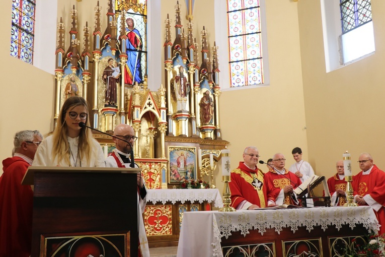 Poświęcenie ołtarza w kościele św. Barbary