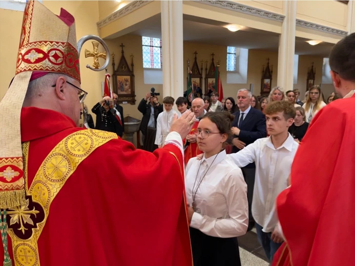 Poświęcenie ołtarza w kościele św. Barbary