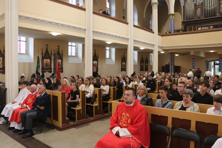 Poświęcenie ołtarza w kościele św. Barbary