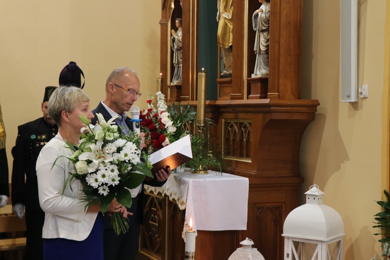 Poświęcenie ołtarza w kościele św. Barbary