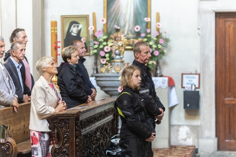 Rozpoczęcie sezonu motocyklowego w Wambierzycach