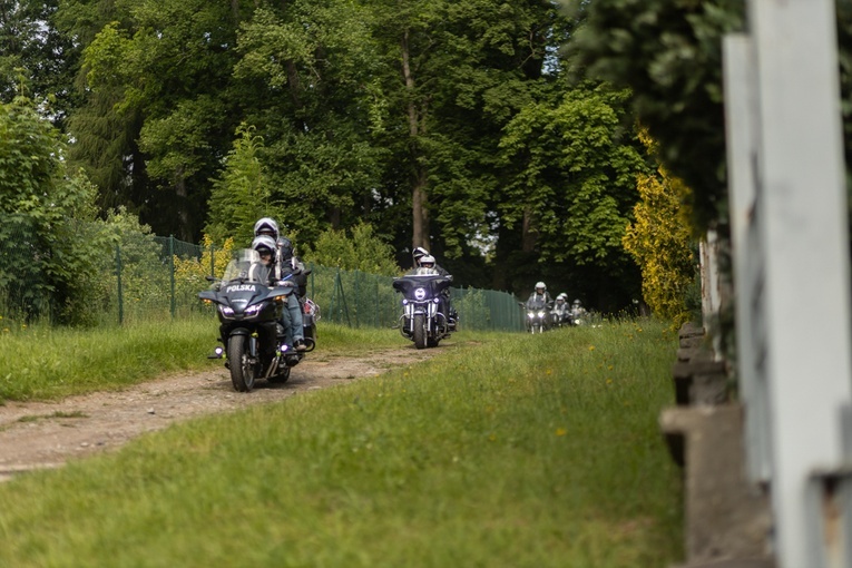 Rozpoczęcie sezonu motocyklowego w Wambierzycach