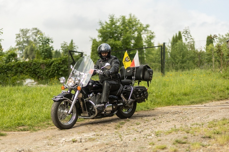 Rozpoczęcie sezonu motocyklowego w Wambierzycach