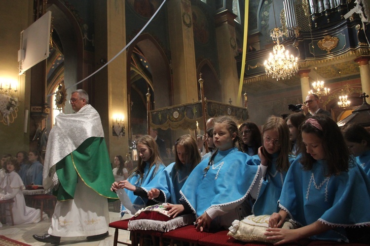 Pilzno. Poświęcenie obrazu bł. Karoliny