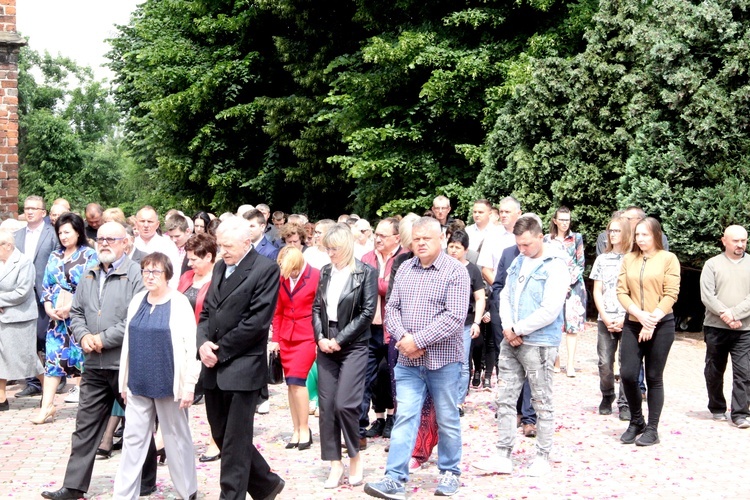 Pilzno. Poświęcenie obrazu bł. Karoliny