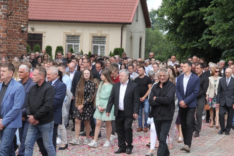 Pilzno. Poświęcenie obrazu bł. Karoliny