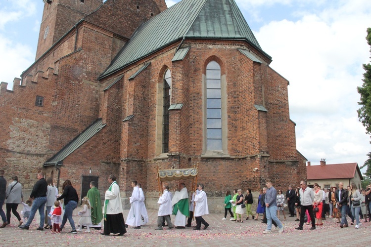 Pilzno. Poświęcenie obrazu bł. Karoliny