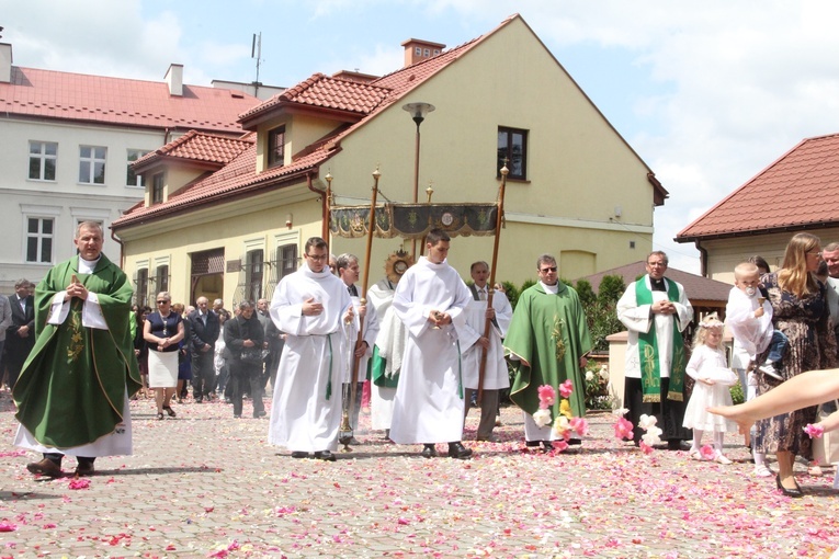 Pilzno. Poświęcenie obrazu bł. Karoliny