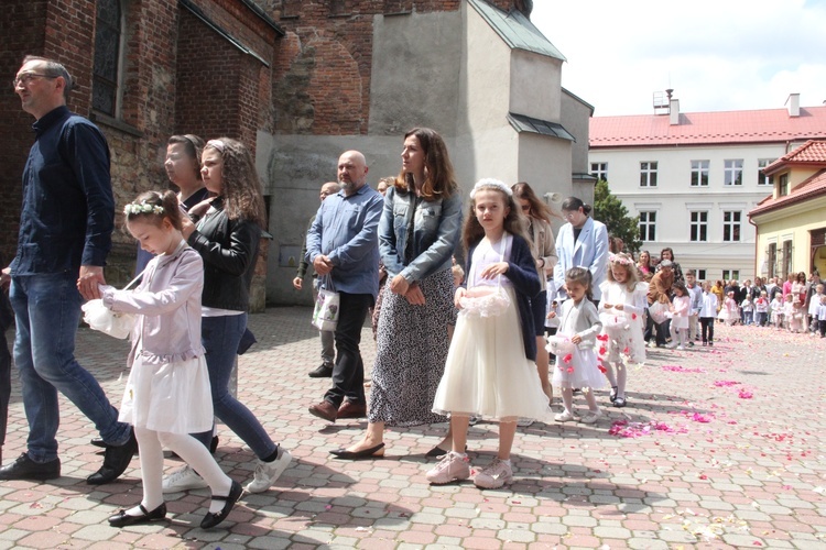 Pilzno. Poświęcenie obrazu bł. Karoliny