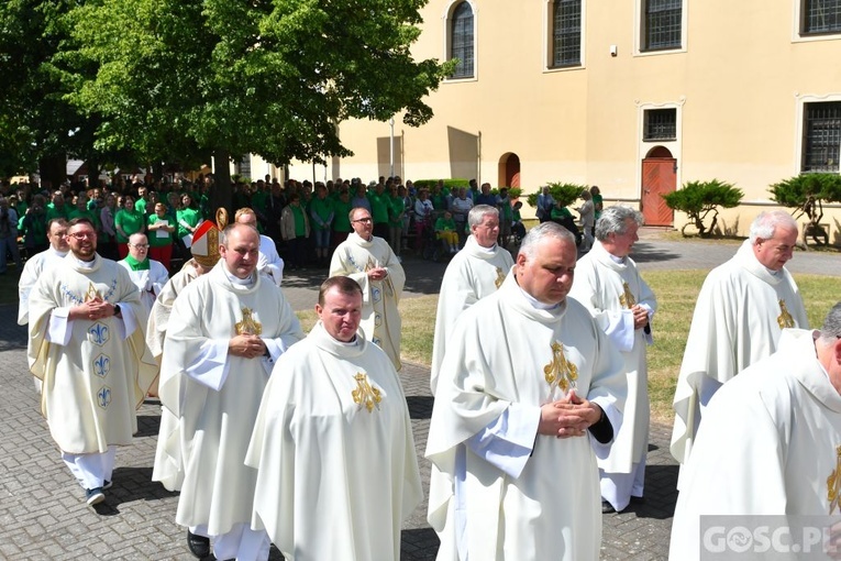 Pielgrzymka Osób Chorych i Niepełnosprawnych do Rokitna