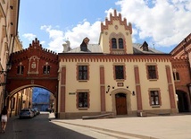 Kraków. Klasztorek wieńczy dzieło