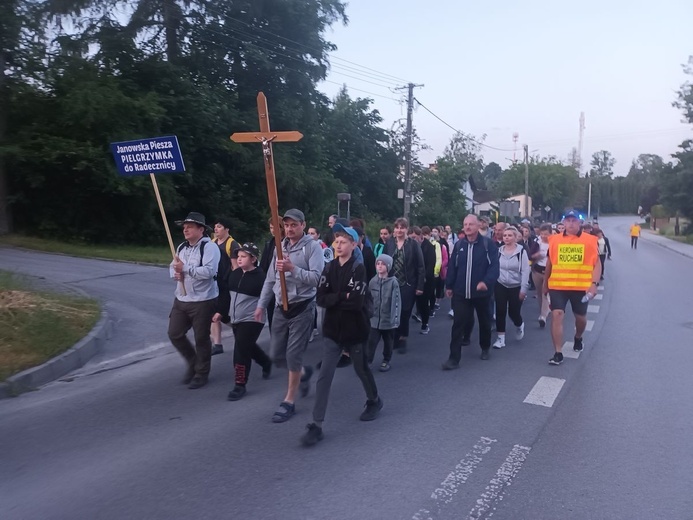 Janów Lubelski. Piesza pielgrzymka na odpust św. Antoniego